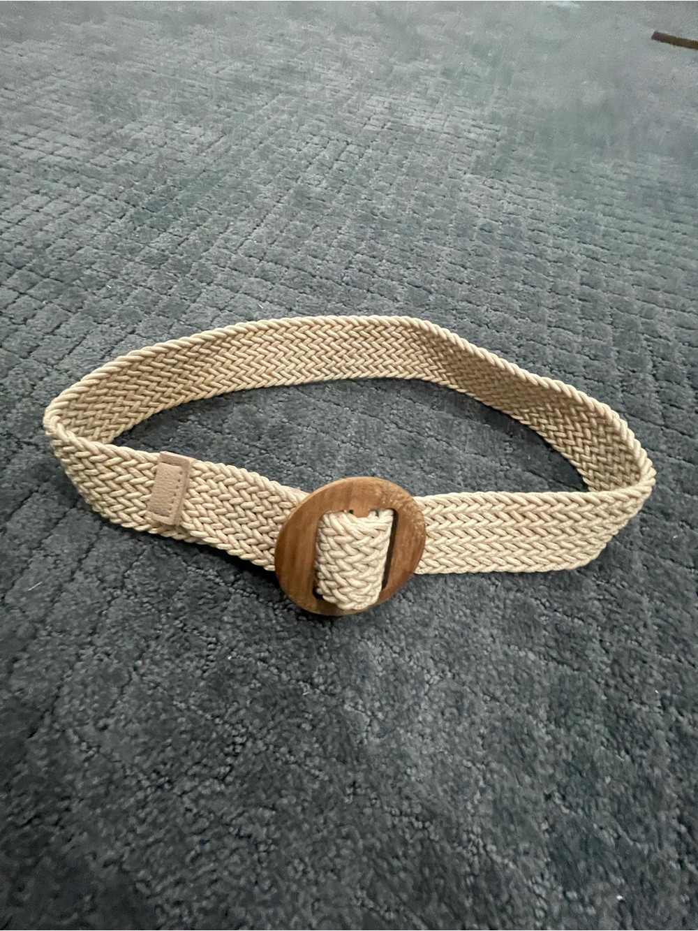 Woven Beige Women’s Belt with Wooden Buckle